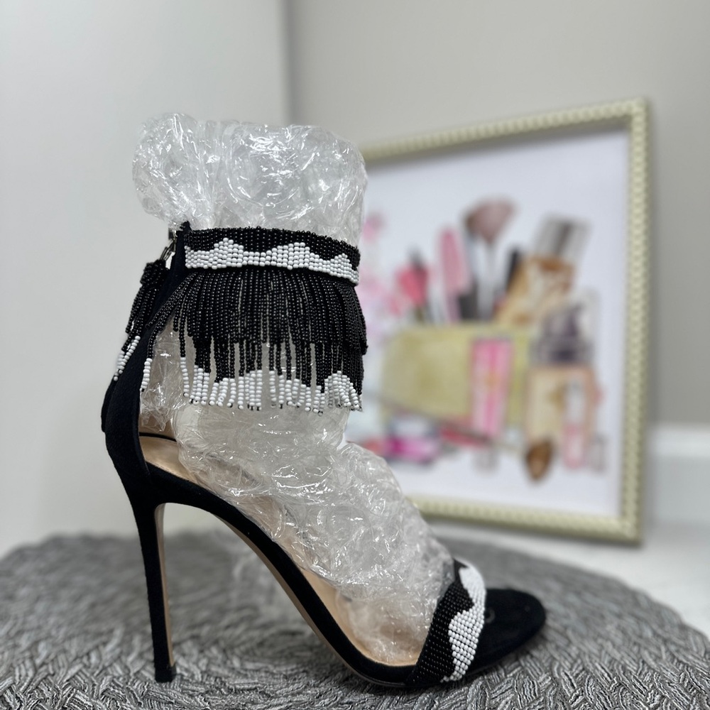 Gianvito Rossi Beaded And Suede heels. - Picture 5 of 14
